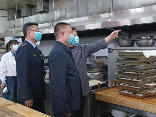 盧劍平帶隊開展“五一”期間市場監管領域安全檢查，筑牢食品藥品與特種設備安全防線